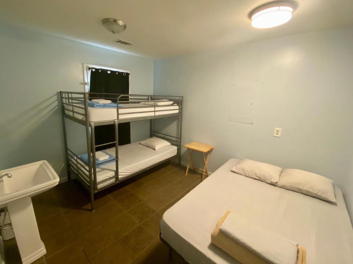 Music Hostal *